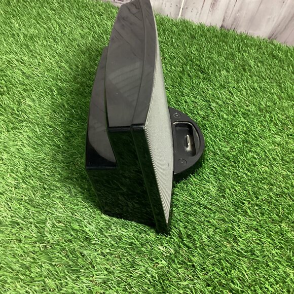 Bose SoundDock Digital Music System For iPod - no cord - Picture 8 of 11